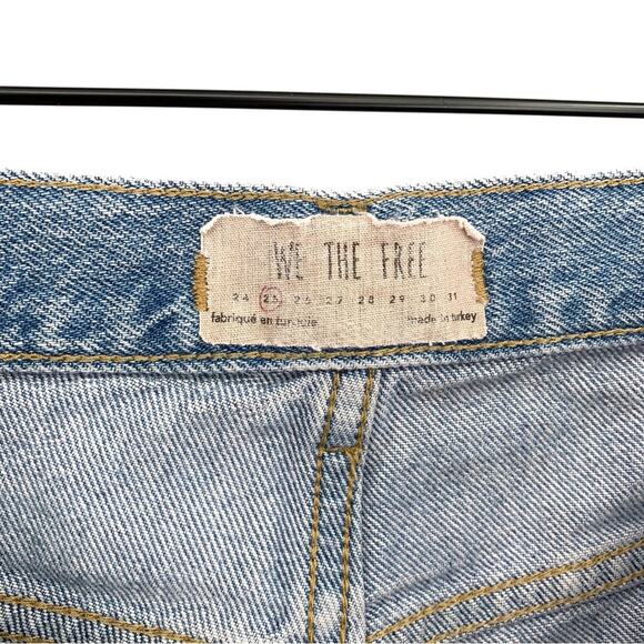 FREE PEOPLE We The Free Maggie Mid Rise Straight Jeans Light Wash 25 - Picture 7 of 12
